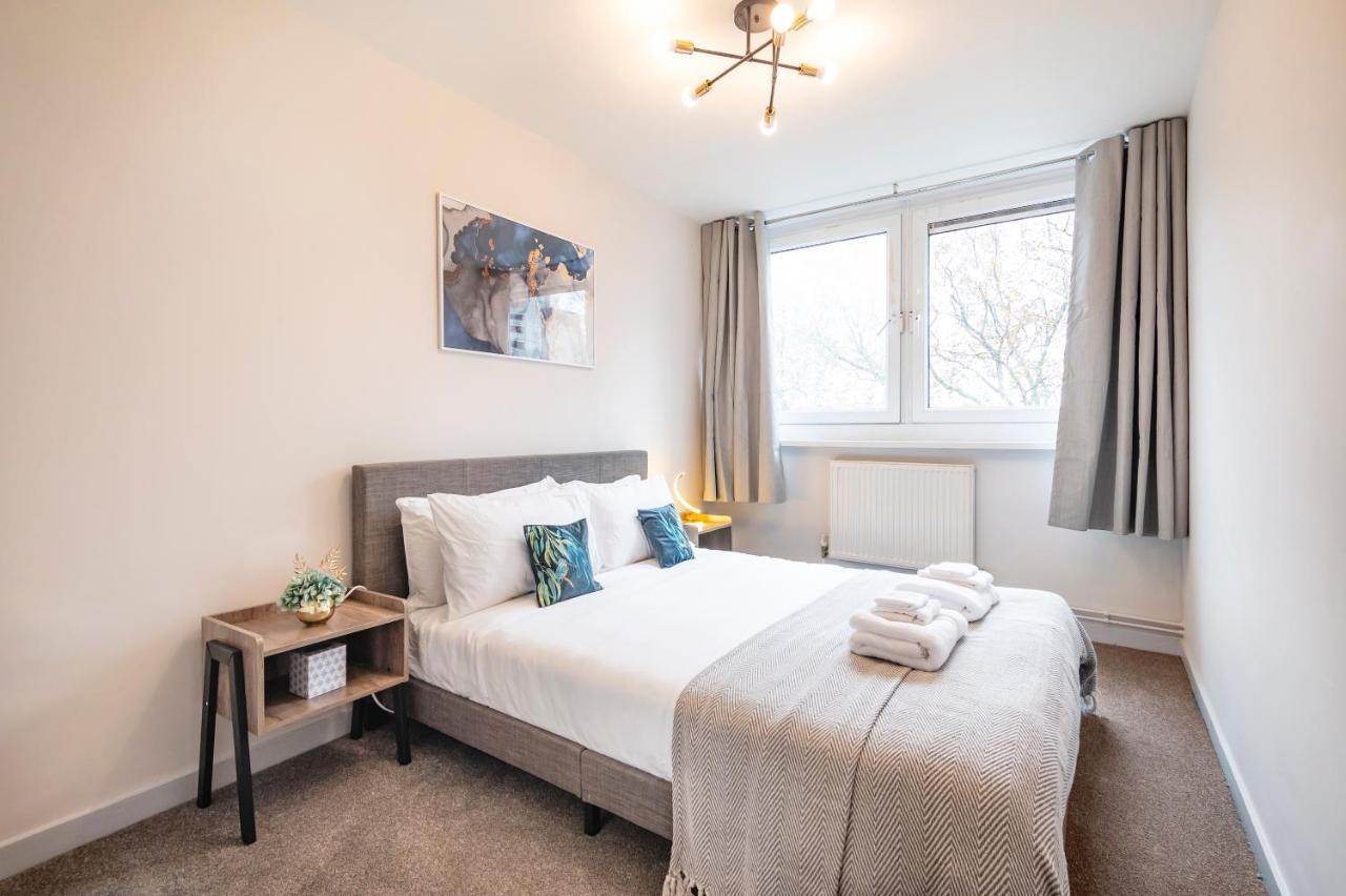 Lovely 4 Bedroom Flat In Wandsworth- Londres Extérieur photo