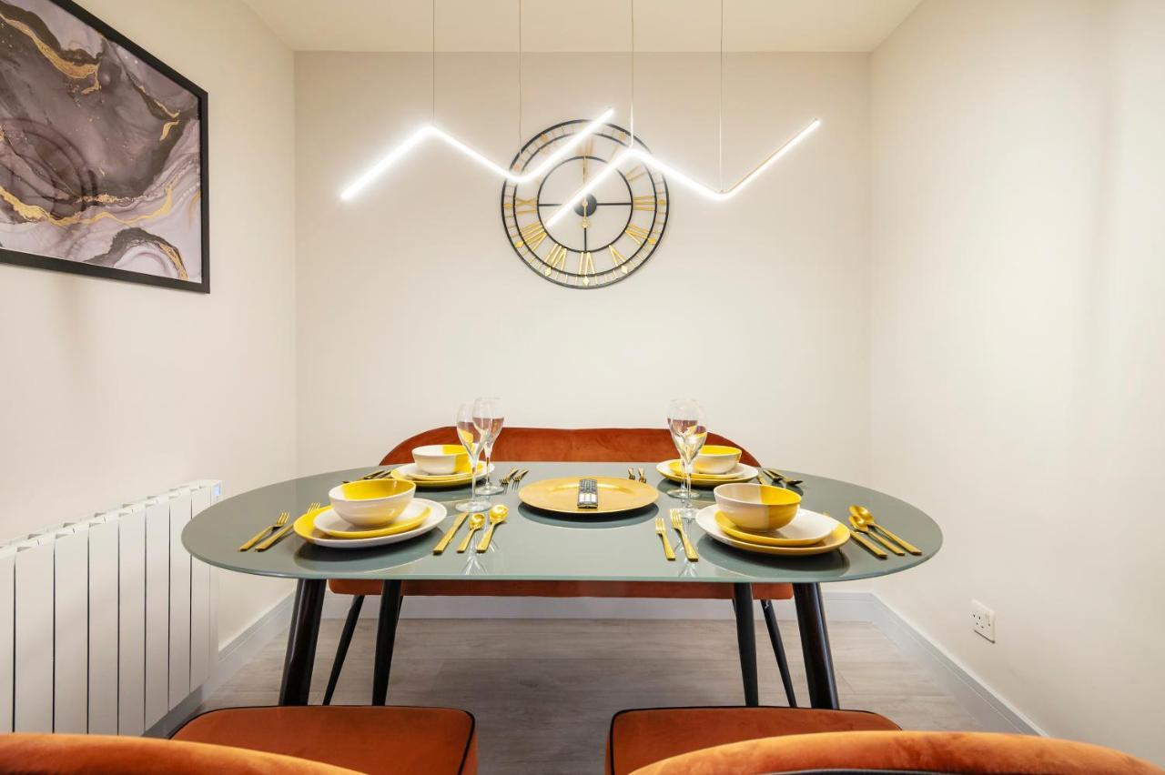 Lovely 4 Bedroom Flat In Wandsworth- Londres Extérieur photo