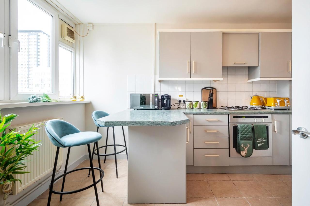 Lovely 4 Bedroom Flat In Wandsworth- Londres Extérieur photo
